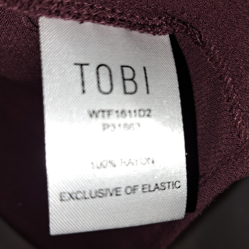 NWT Tobi Wine Color Sz M Women's Flowy High/low Blouse Rayon - Picture 5 of 11